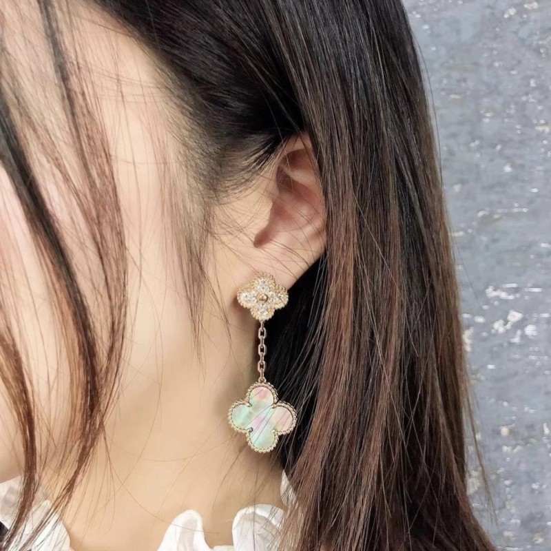 VCA Earrings 
