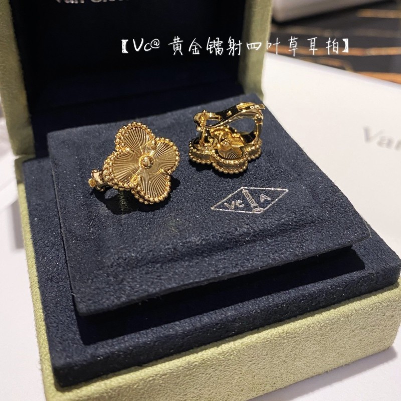 VCA Earrings 