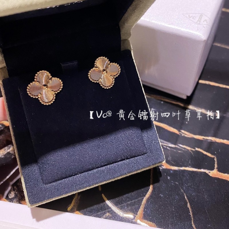 VCA Earrings 